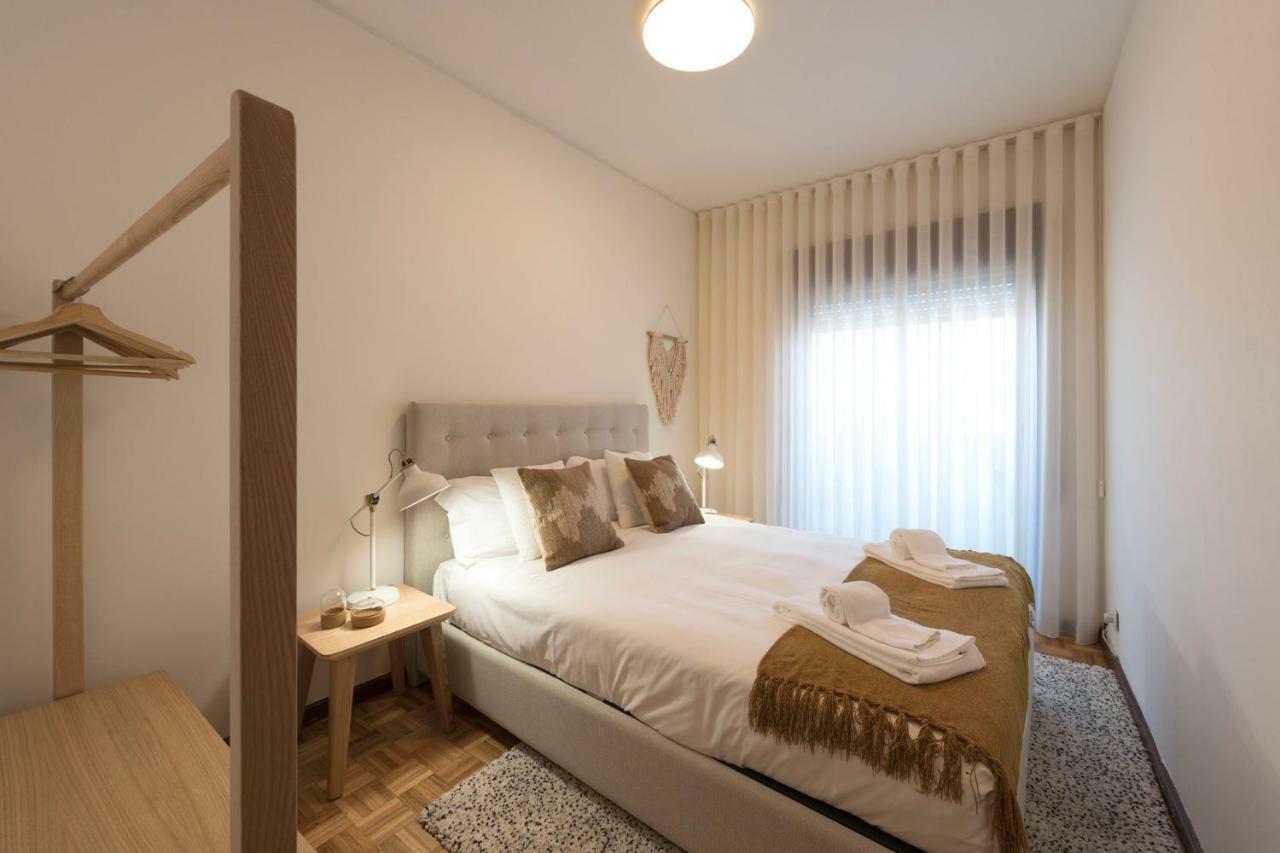 Lovelystay - Genuine Bonfim Balcony Flat Porto Exterior foto