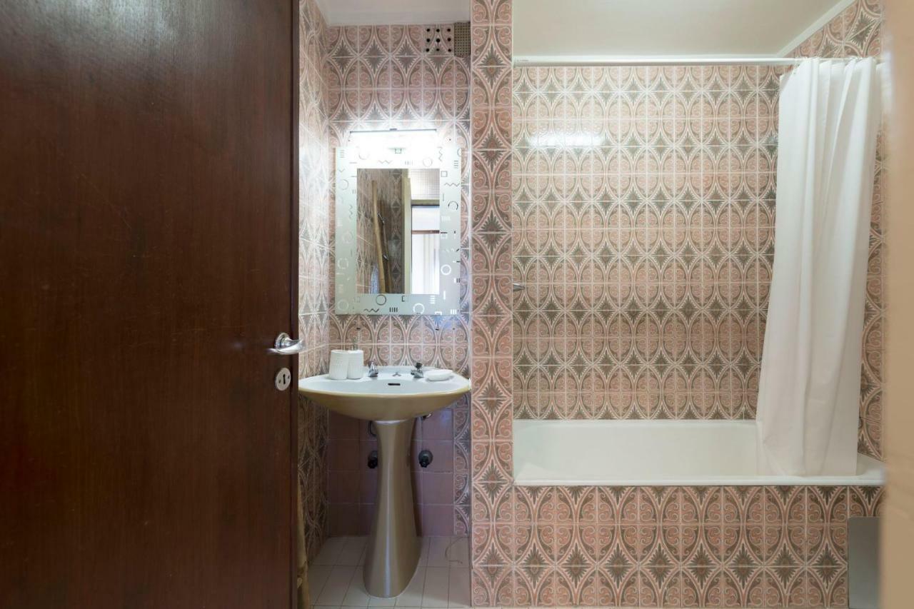 Lovelystay - Genuine Bonfim Balcony Flat Porto Exterior foto