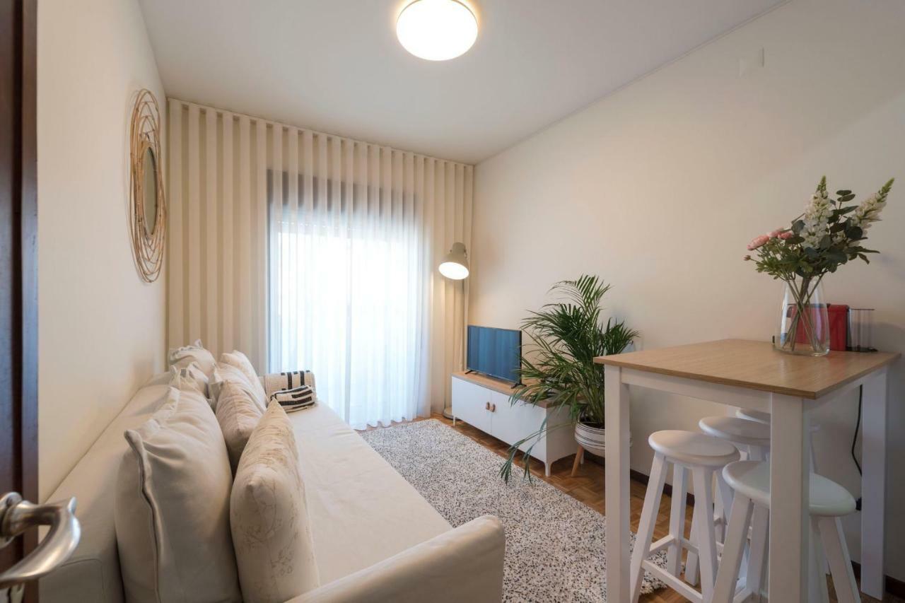 Lovelystay - Genuine Bonfim Balcony Flat Porto Exterior foto
